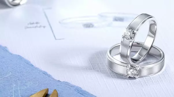 Perbandingan Antara Wedding Ring Logam Putih: Platinum, Putih, atau Palladium?